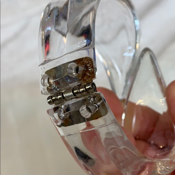 Clear hinged bracelet plastic - Picture 4 of 14